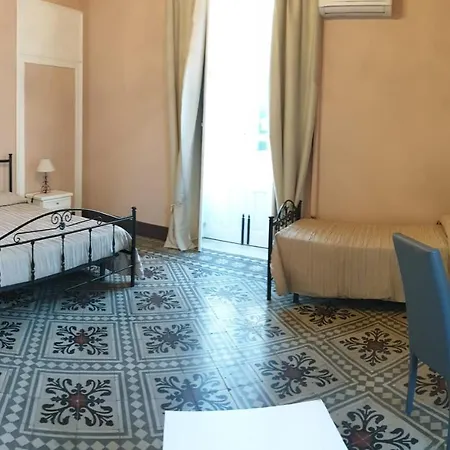 Varcortigia Syracuse