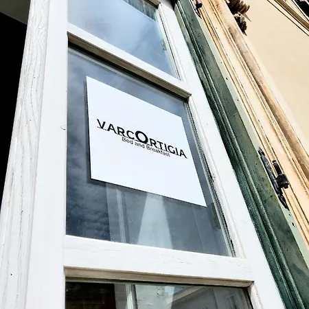 Varcortigia Panzió