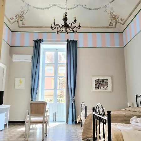 Varcortigia 4* Szirakúza